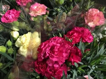 母の日の準備｜「フラワーショップつちや」　（静岡県島田市の花キューピット加盟店 花屋）のブログ